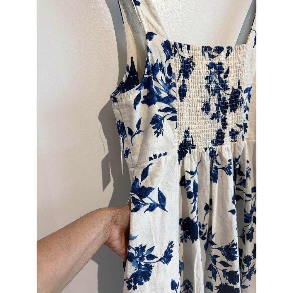 NWT Old Navy linen blend floral smocking romantic blue fit & flare midi dress-L - Picture 4 of 12
